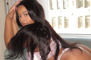 Sexy Spicy Sweet Playmate - 20 - Image 3