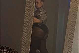 Todays $pecial with your Fav B... - Image 1