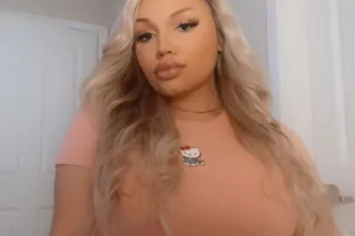 Seattle Outcalls!! Curvy goddess ✨️ Here for a short time 💓 DD's perfect 🍑 - Image 1