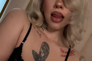 Monroe the pretty pornstar💦 !!!!Outcalls ONLY avaliable ☺dont be shy 🧸 4⃣2⃣5⃣7⃣8⃣6⃣2⃣5⃣9⃣5⃣ - Image 3