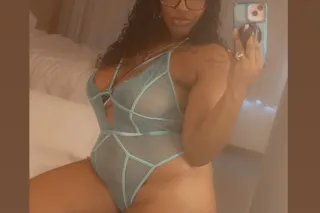 🐱✨💗Sexy Mocha Ready To Play In Tukwila🐱✨💗 -😮‍💨🤪 Come Over Available All Day To Play🥰🥳 Located Between Southcenter Mall & Family Fun Center😘🤗 - Image 1