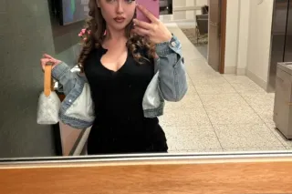 The Perfect Choice! 💋 SLIMTHICK RUSSIAN HOTTIE 👅🇷🇺👸🏼✨ | Up All Night - Image 4